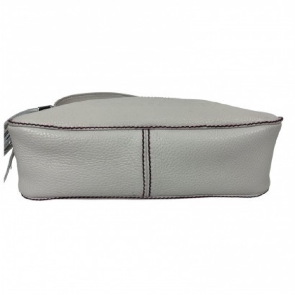 NEW in Box! Authentic vintage Chanel embossed leather bag - Picture 4 of 16